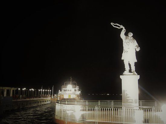 Rajiv Gandhi's Statue