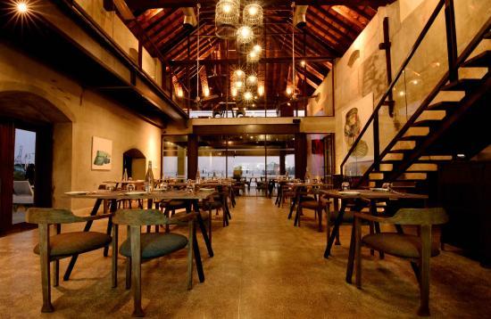 Restaurant 51