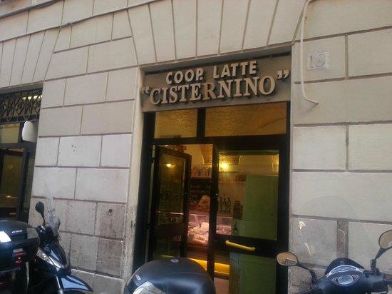Cooperative Latte Cisternino