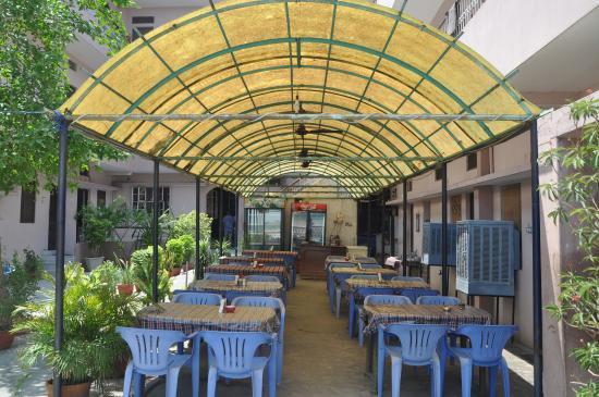 Apex Restaurant- Ganges View