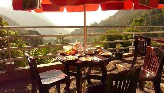 Ella's Edge Restaurant