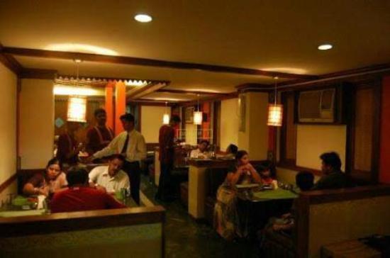 Ponnusamy Hotel Restaurant
