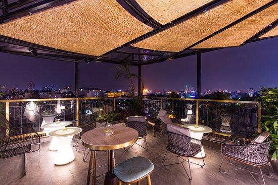 The Chi Rooftop Bar