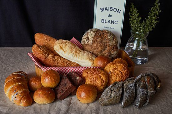 Maison de Blanc Bakery Cafe