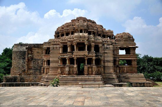 Sas-Bahu Temple