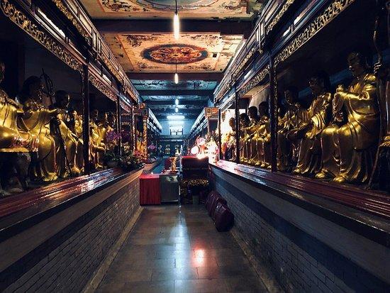 Hualin Temple