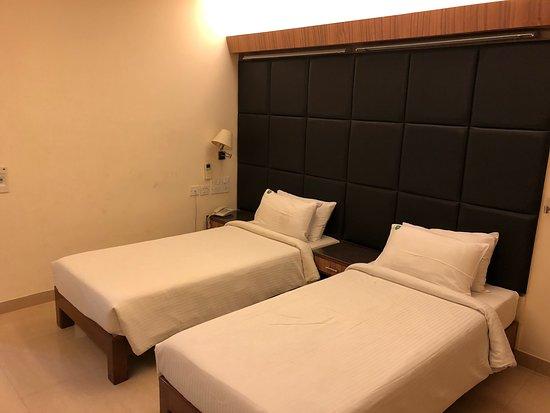 Hotel Saravana Bhavan