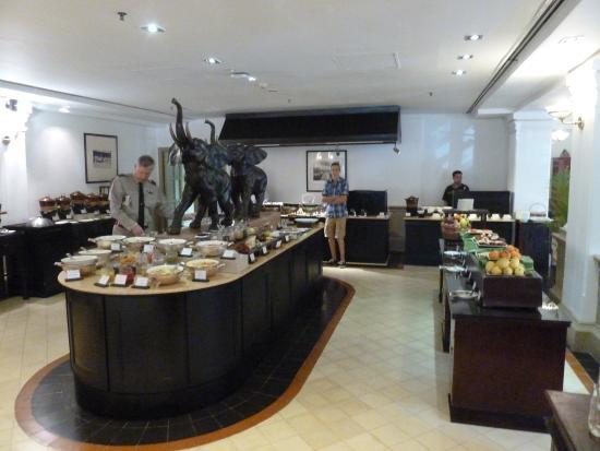 Raffles Poolside Terrace