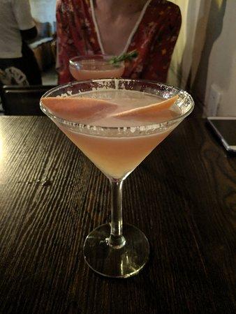 Mao Mao Chong Bar & Pizza