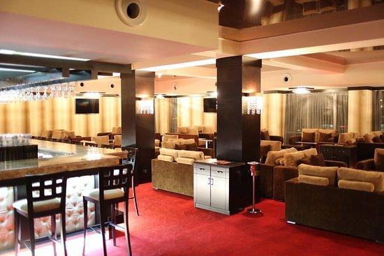 Crystal Lounge