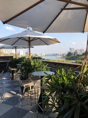 Fiume Bar