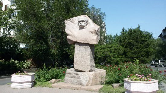 Monument to Taras Shevchenko