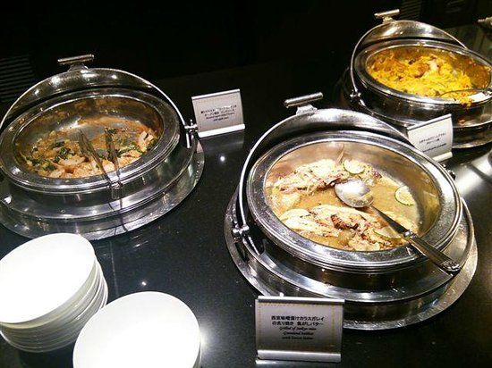 Super Buffet Grass Court