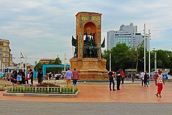 Republic Monument