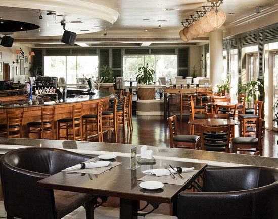 Carter's Gastro Pub and Sports Bar