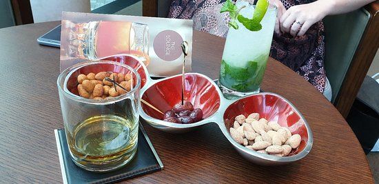 The Lounge Bar